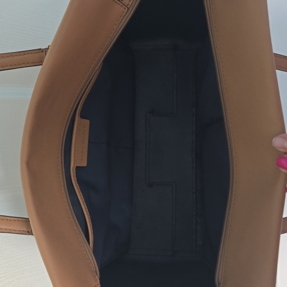 Tory Burch handbag - Picture 5 of 15